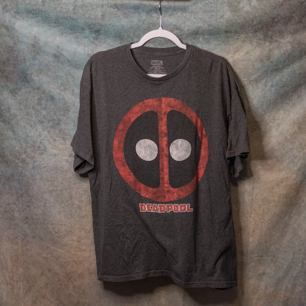 Deadpool Heather Gray Vintage Wash Men's T-Shirt - XL